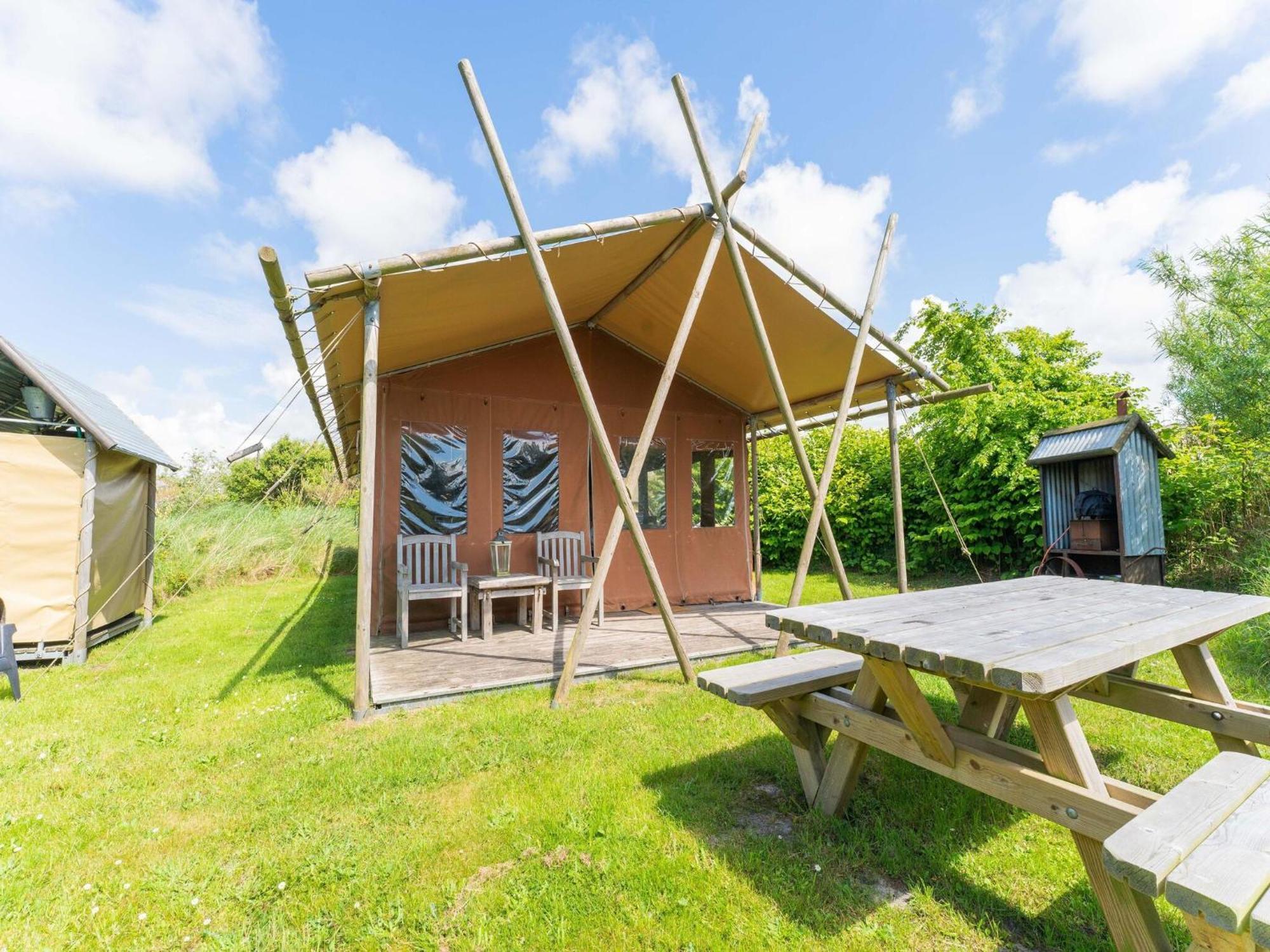 Quaint Bungalow In Callantsoog With Garden ภายนอก รูปภาพ